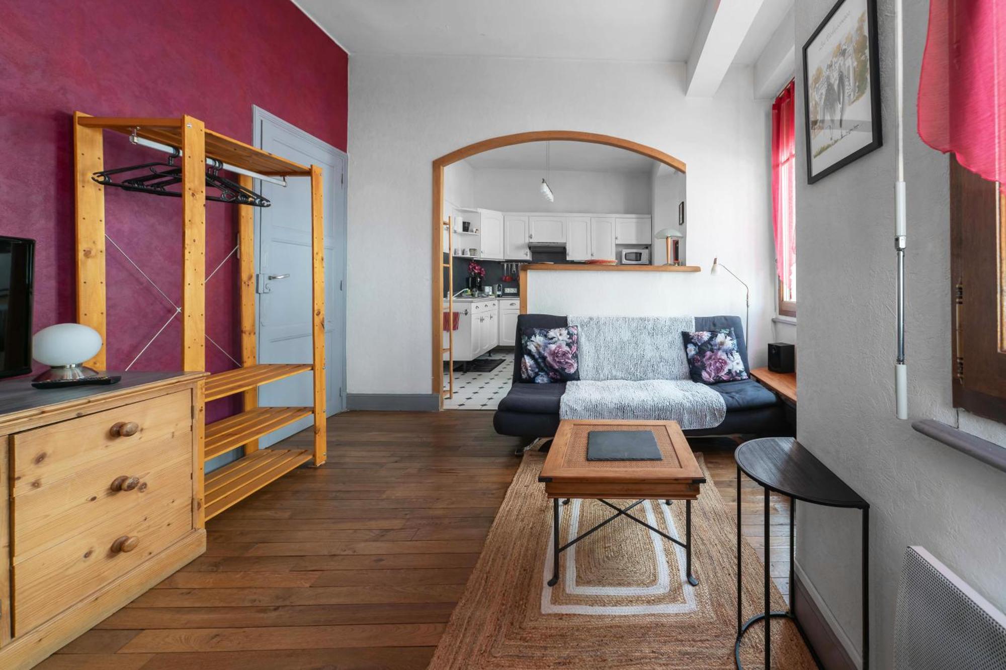 Le Lasteyras - Appartement Charmant En Centre Ville Vichy Exterior foto